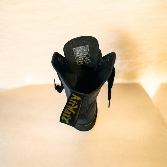 Dr Martens Black Sinclair leather platform boot Sz 8 Amputee Left Boot Only - Picture 2 of 7
